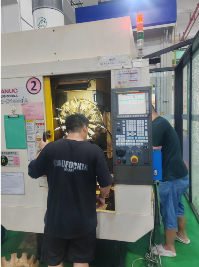 CNC 发那科机台深度保养保障卓越加工品